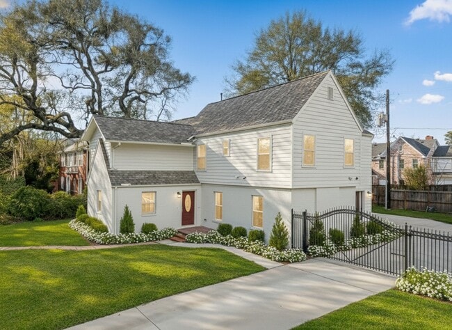 Photo - 3415 Southmore Blvd