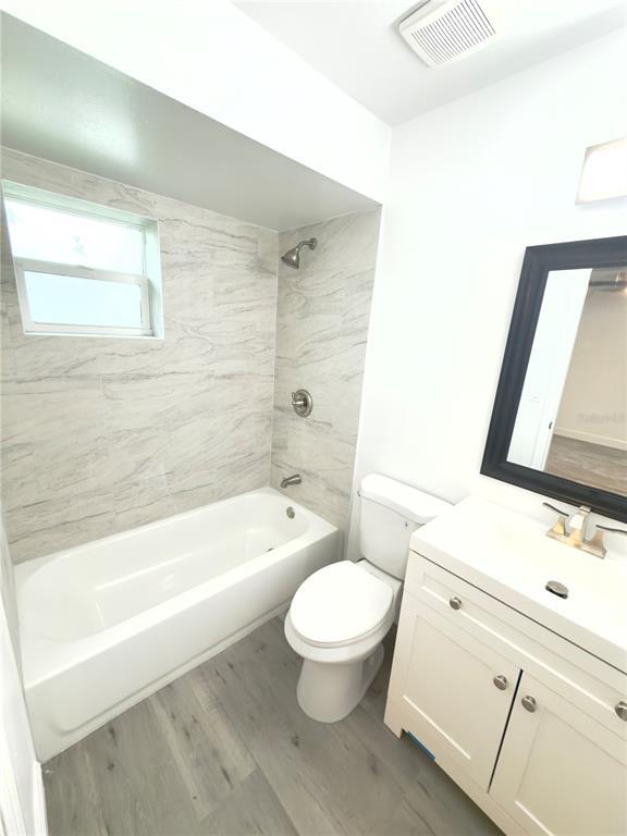 Photo - 1442 Candlewyck Dr