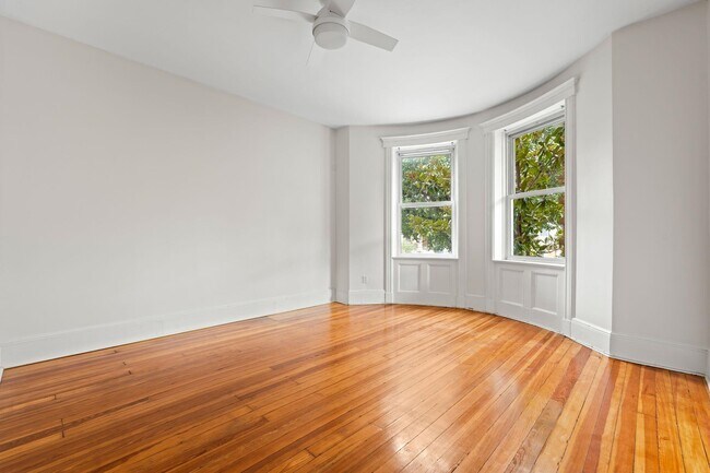 Photo - 114 Shippen St