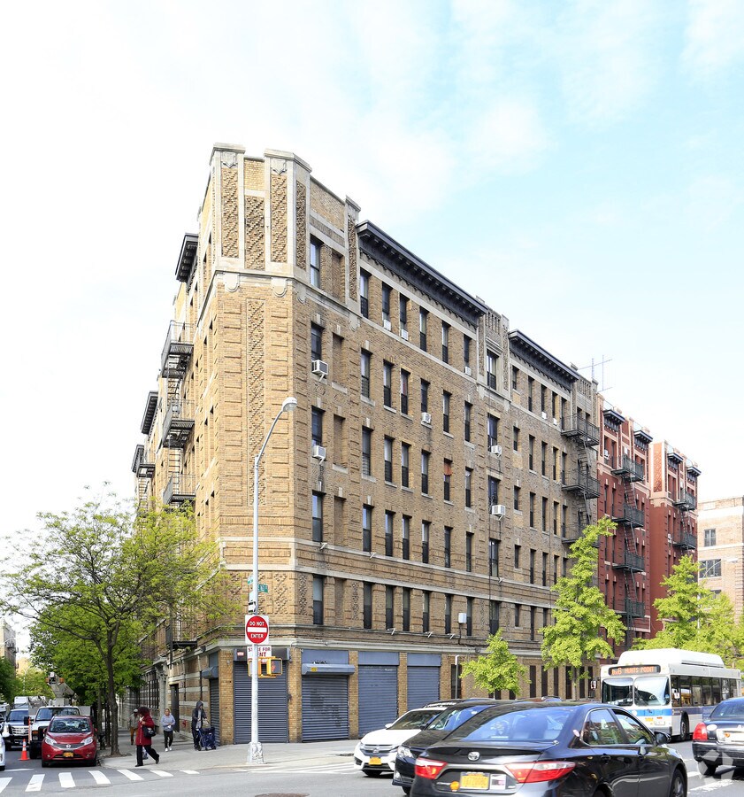 Photo - Linden Apartments