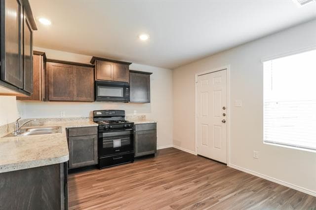 Photo - 514 Thompson Pl