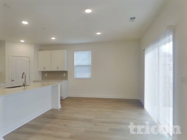 Photo - 1362 Georgetown Dr