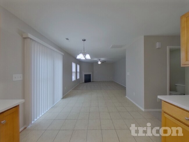 Photo - 2801 Buckleigh Dr