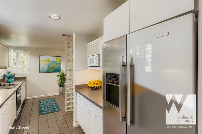 Photo - 701 S Milwaukee St