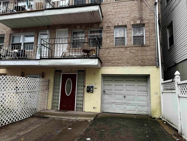 Building Photo - 20 DALE Ave Unit 2 Rental