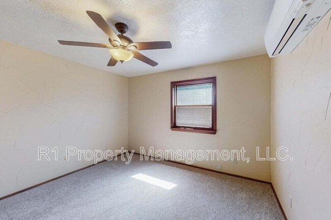 Photo - 501 Calle del la Angel