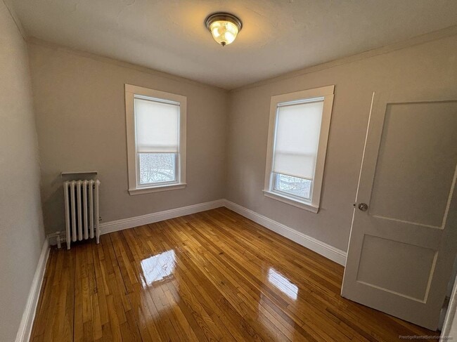 Photo - 35 Lourdes Ave Unit 2