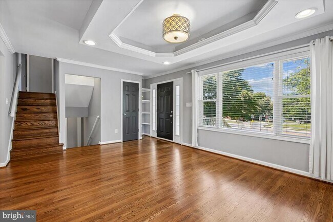 Photo - 3801 Denfeld Ave