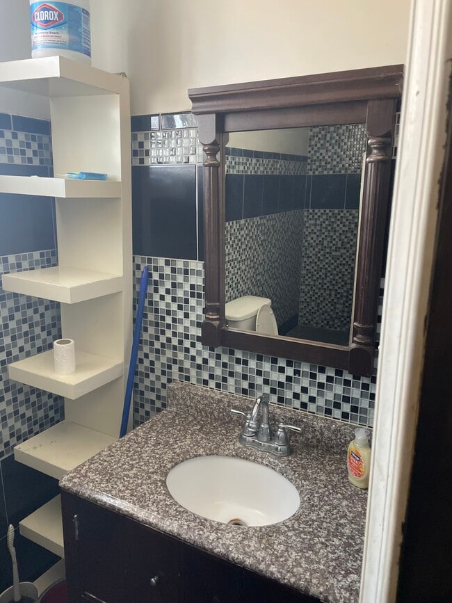 Photo - 2334 N 29th St Unit 1