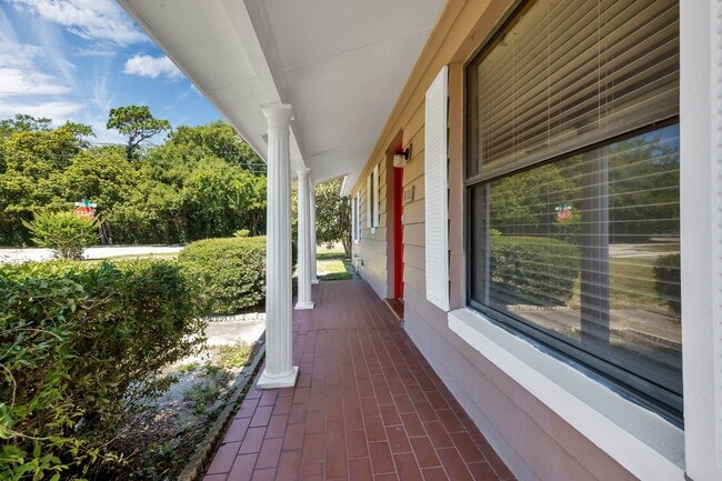 Photo - 8101 Alveron Ave