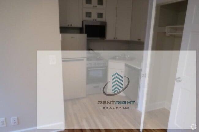 Building Photo - 4526 N Sheridan Rd Rental