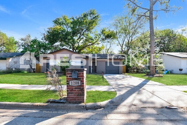 Photo - 1208 Janann Ave