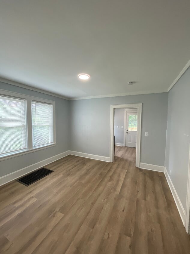 Photo - 5538 Montgomery Rd (Cincinnati, OH)