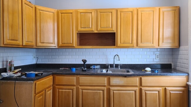 Building Photo - 271 Claremont Ave Unit 2 Rental
