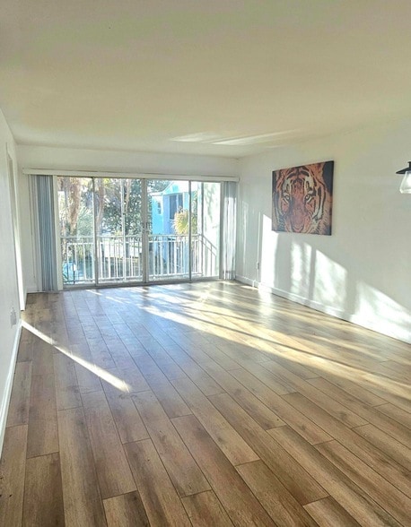 Photo - 1505 Crescent Cir Unidad B24