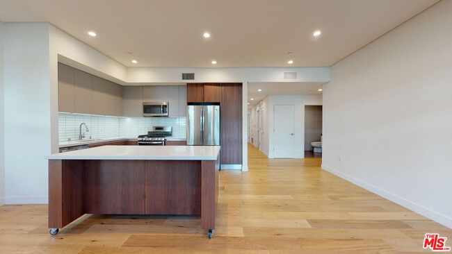 Photo - 938 Orange Grove Ave Unit 101