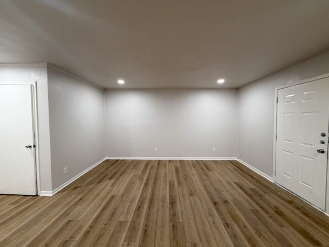 Photo - 200 N 23rd St Unit B