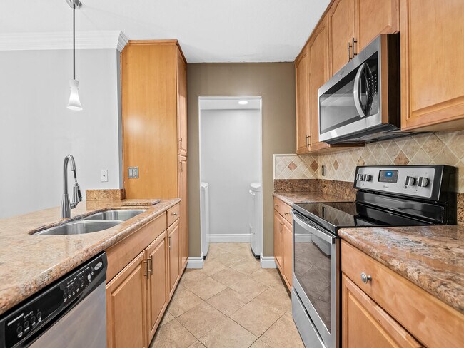 Photo - 3344 NW 103rd Ave