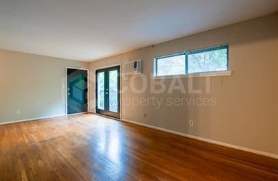 Photo - 755 St Charles Ave NE Unit 10