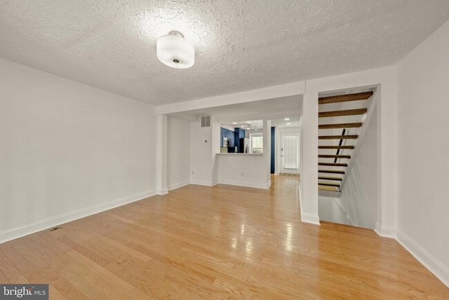 Photo - 1931 Belmont Ridge Ct