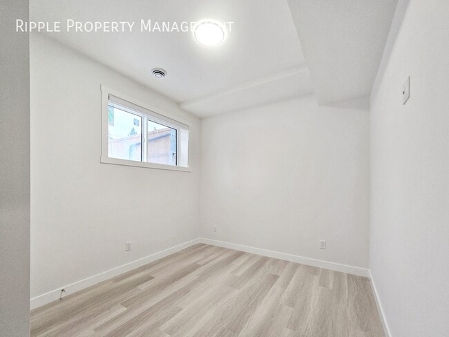 Photo - NEW 2 Beds/ 1 Baths Lower Unit in Bowness