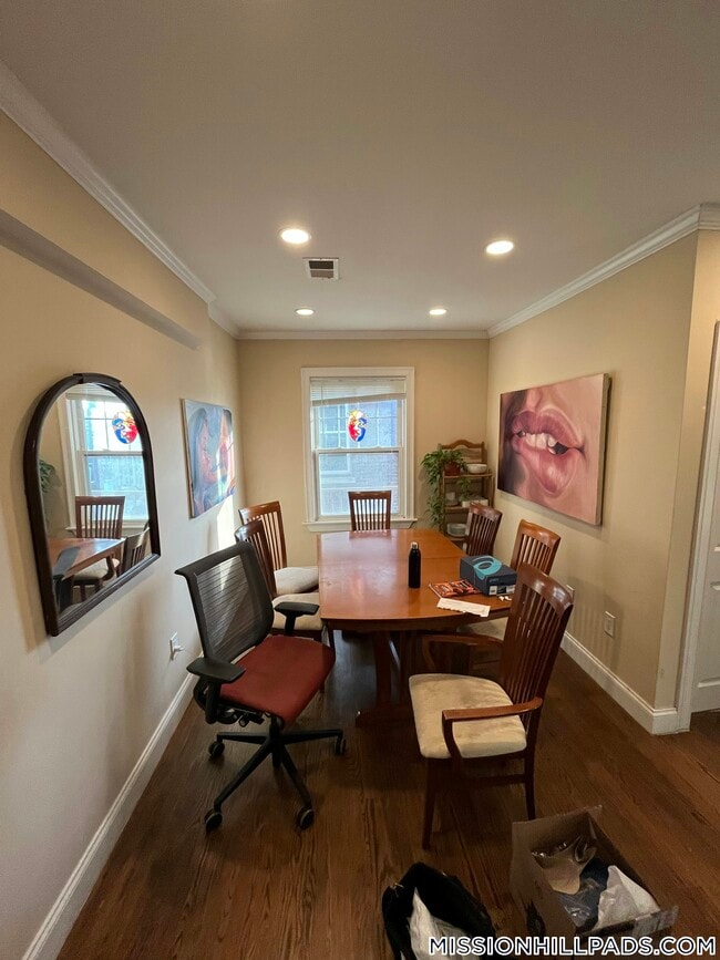 Photo - 2973 Washington St Unidad 2