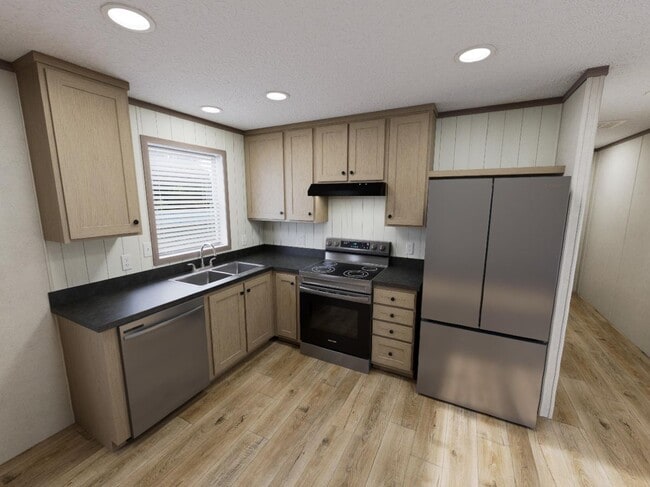 Building Photo - 3938 King Edwards Ct