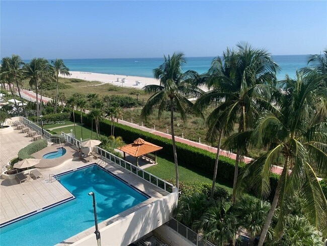 Building Photo - 5701 Collins Ave Unit 621 Rental
