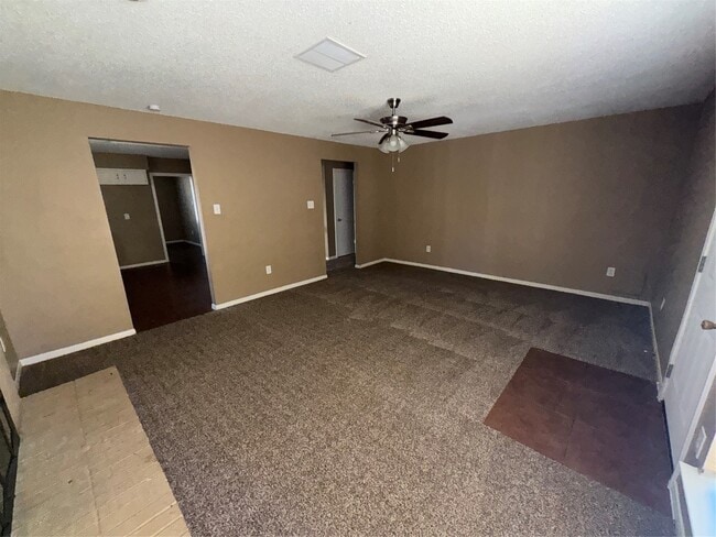 Photo - 17323 Glenhew Rd