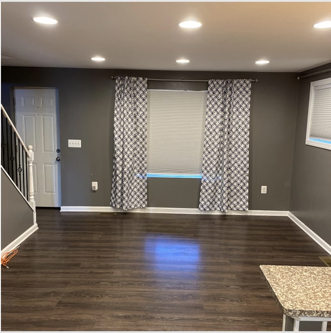 523 Cedar Hill Rd