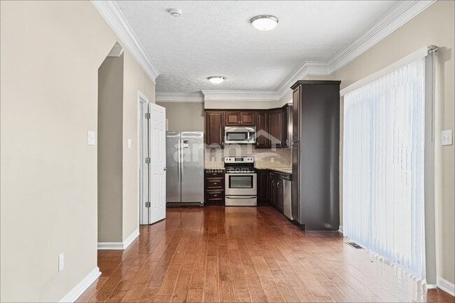 8317 Mecklenburg Ct