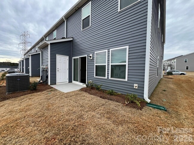 Photo - 1360 Fallen Acorn Ln