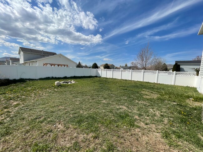 Photo - 4 Bd 3 Bath Home in Lehi