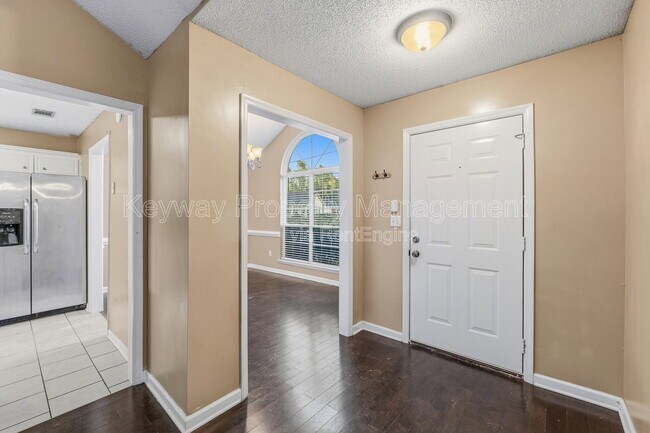 Photo - 3013 Heron Ct