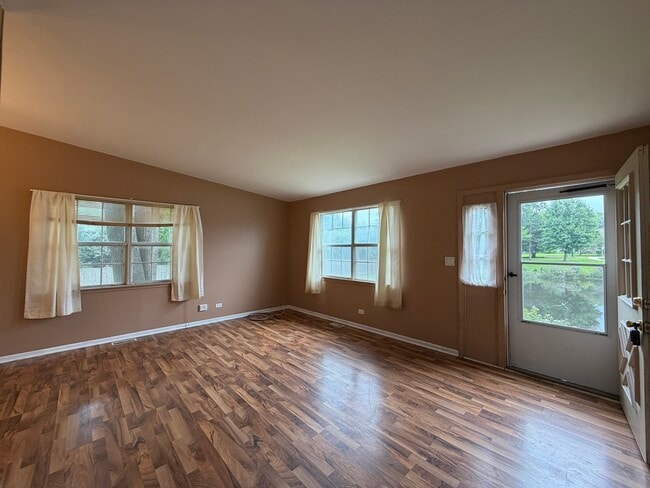 Photo - 301 Cherrywood Ct