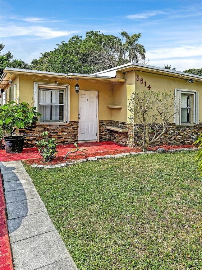 Photo - 5614 Taylor St Unidad B