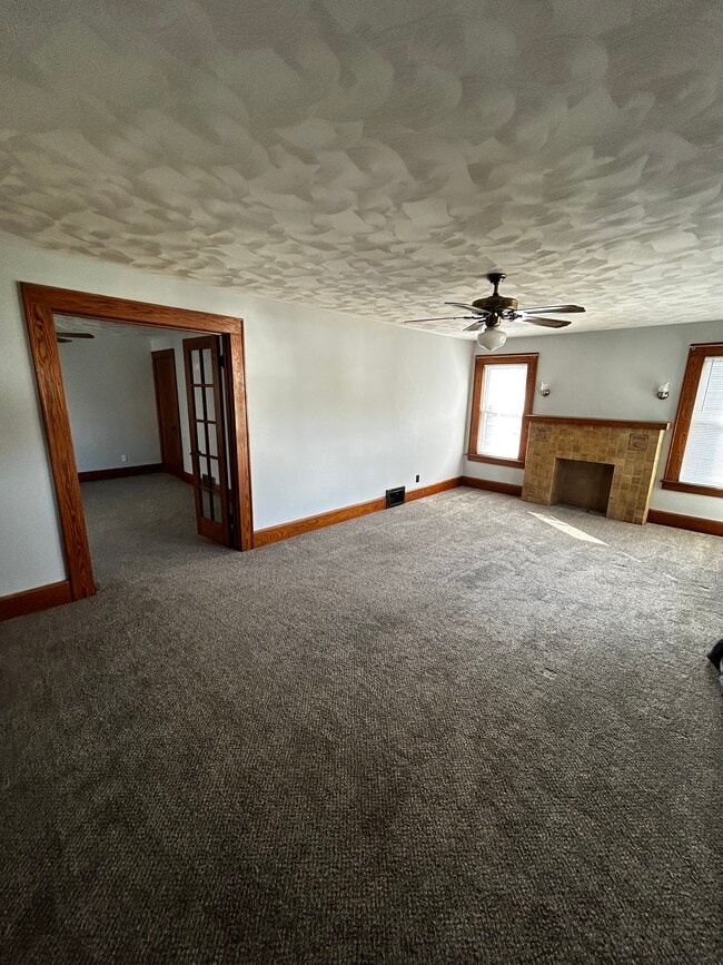 Photo - 533 E 28th St Unit 533 2nd fl