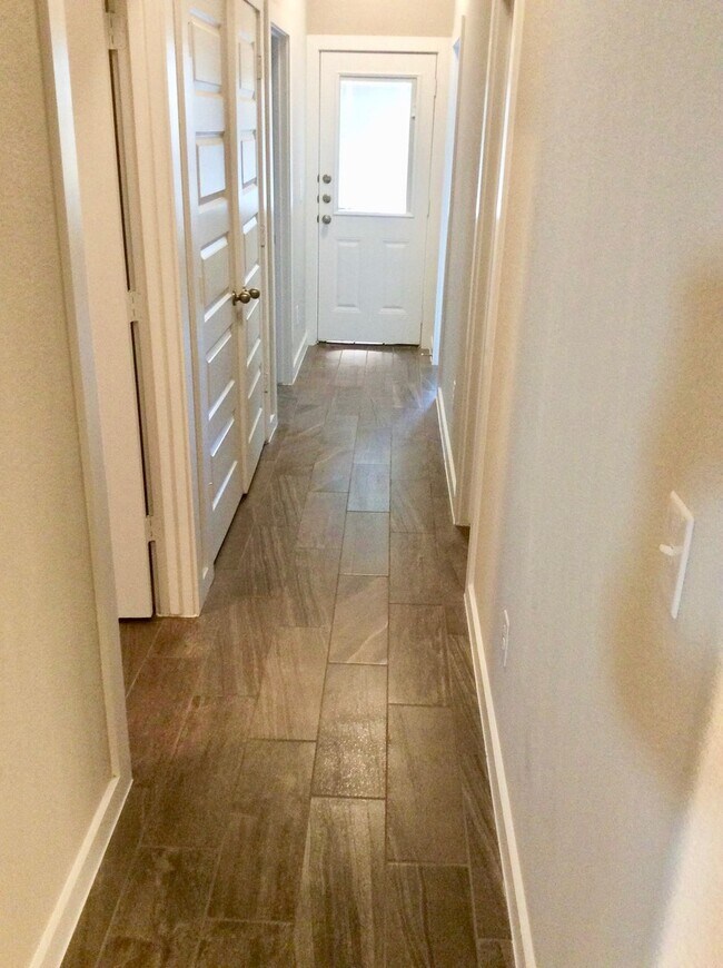 Photo - LUXURY TOWNHOME LOCATED IN BASTROP, TEXAS ...