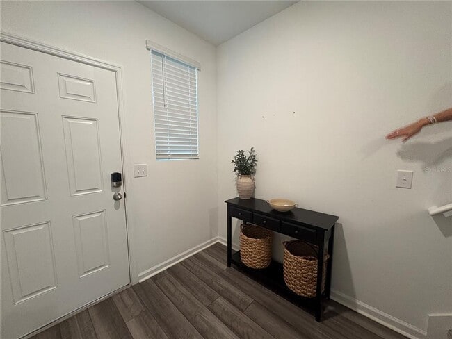 6175 Daerr Rdg St