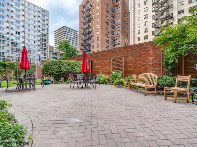 Photo - 2909 N Sheridan Rd Unit 01902