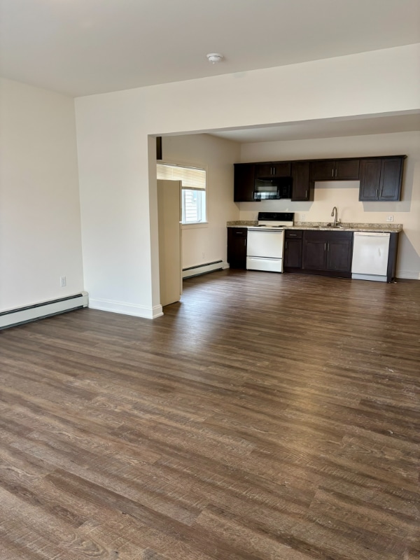 Photo - 85 Laverack Ave Unit 3