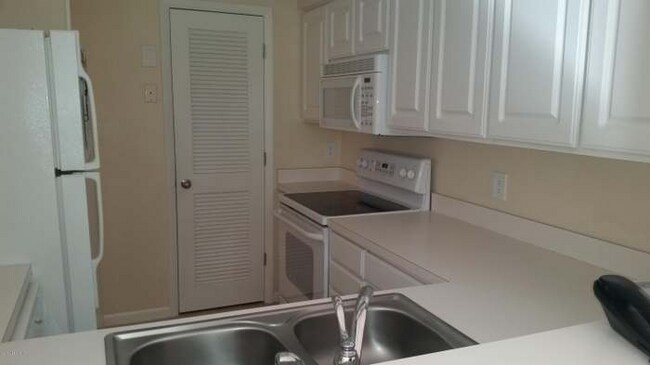 Photo - 3401 Townsend Blvd