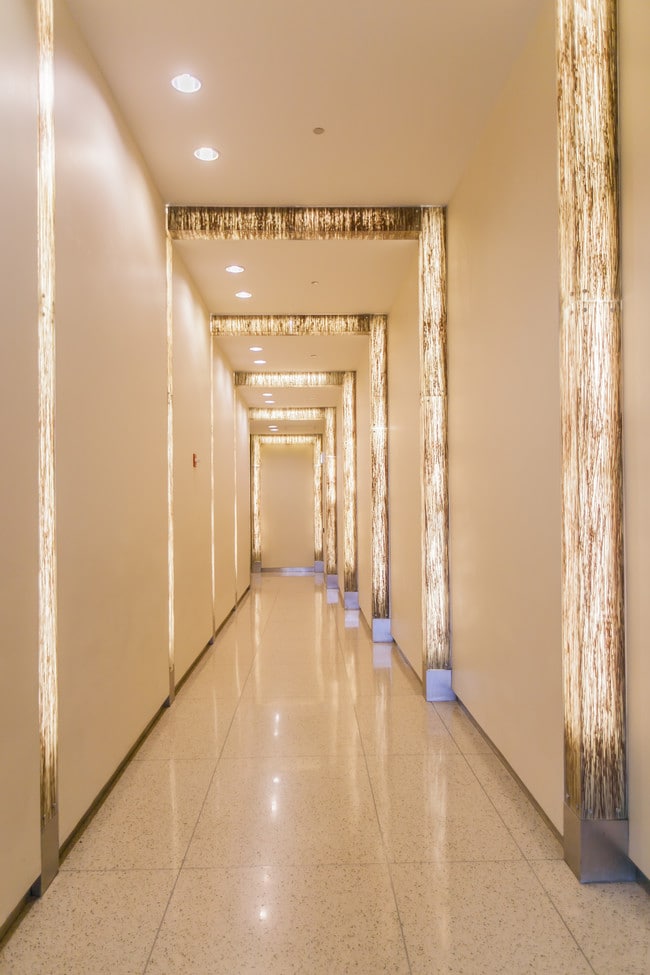 Building Hallway - 700 Larrabee N St Unit 1003