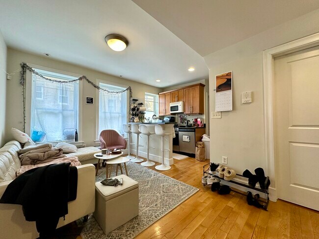 Photo - 836 Huntington Ave