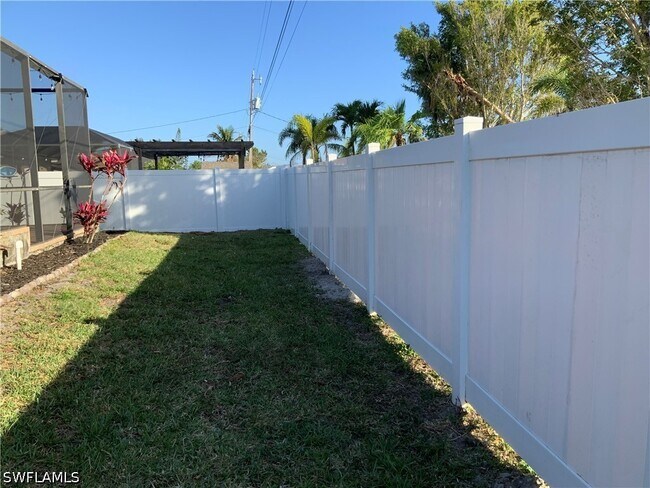 Photo - 2715 SW 2nd Pl