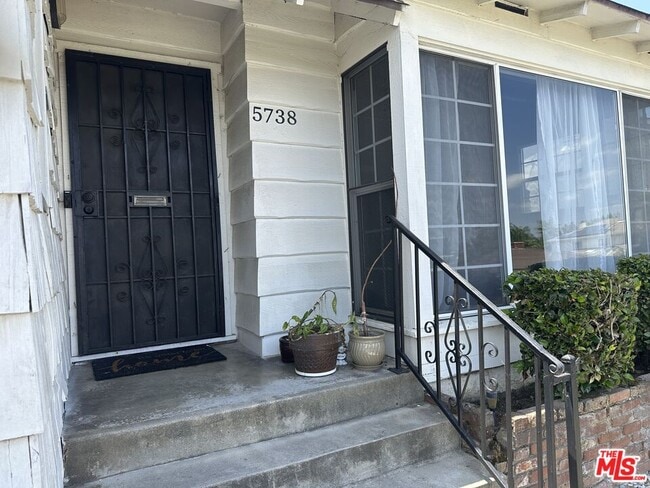 Photo - 5738 Brushton St
