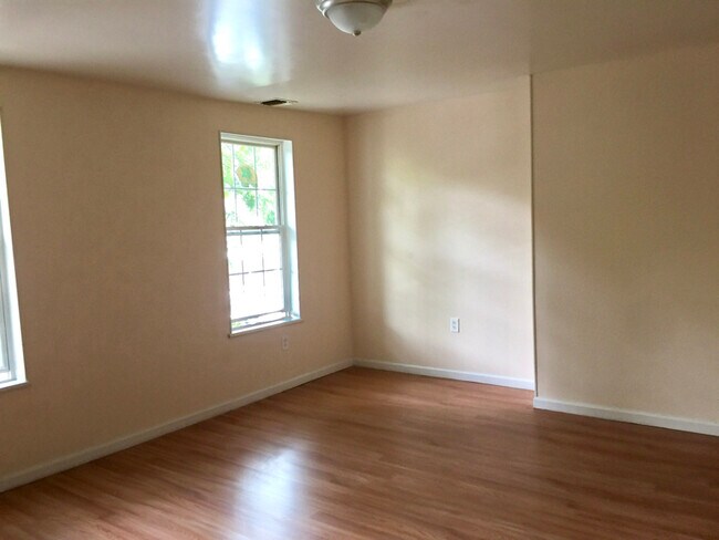 Photo - 86 Cedar St Unit 1st Floor