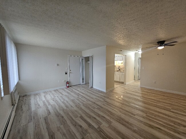 Photo - 1851 W 13 Mile Rd