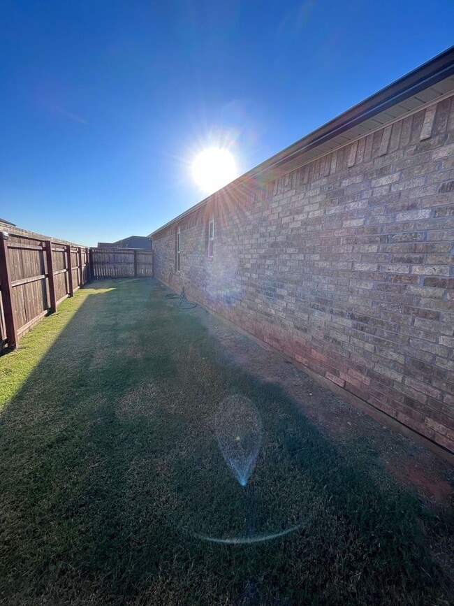 Photo - Available now 4 Bed 2 Bath in Mustang!