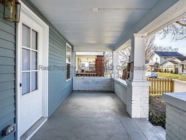 Photo - 849 N Oakland Ave